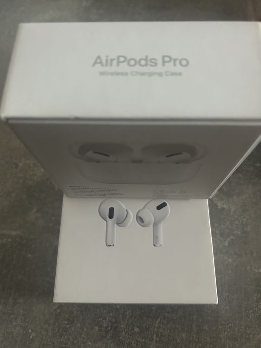 Casti AirPods Pro