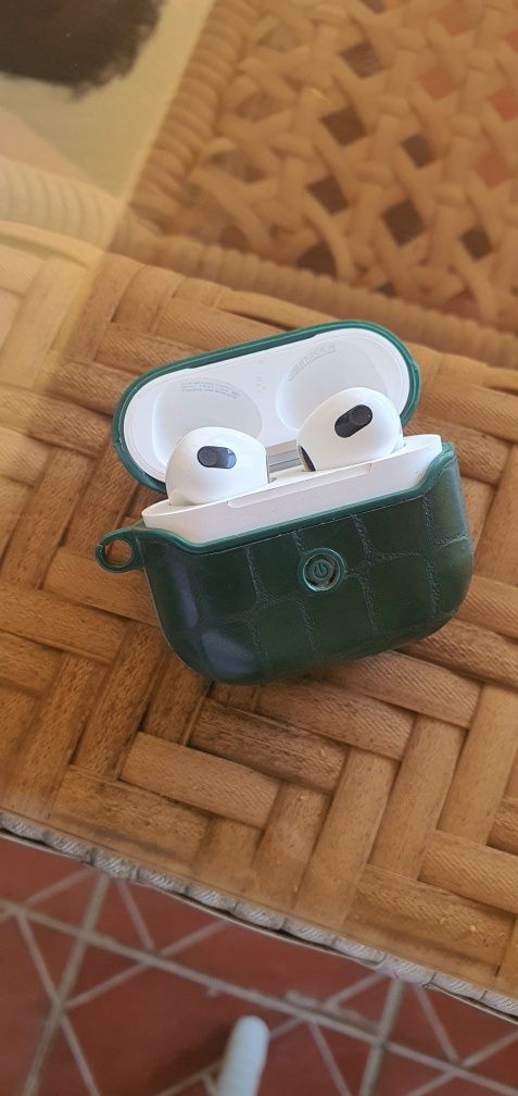 Airpods sotiladi arginal. model: EW 43 J-22K