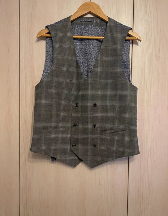 Costum din 3 piese Burton London