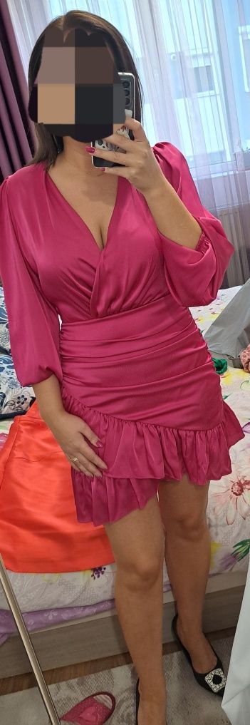 Rochie fucsia satinata