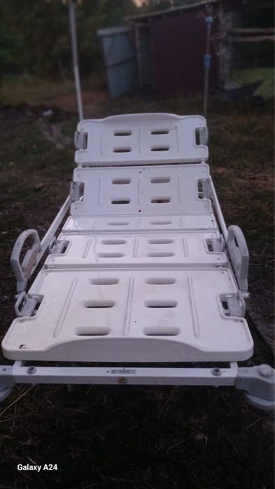 Медецинский диван