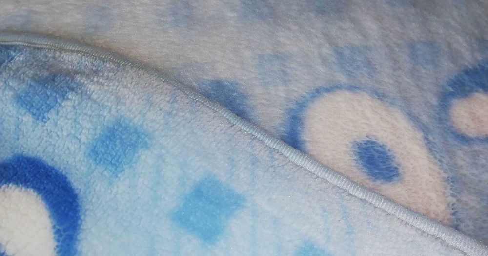 Зимно бебешко одеало