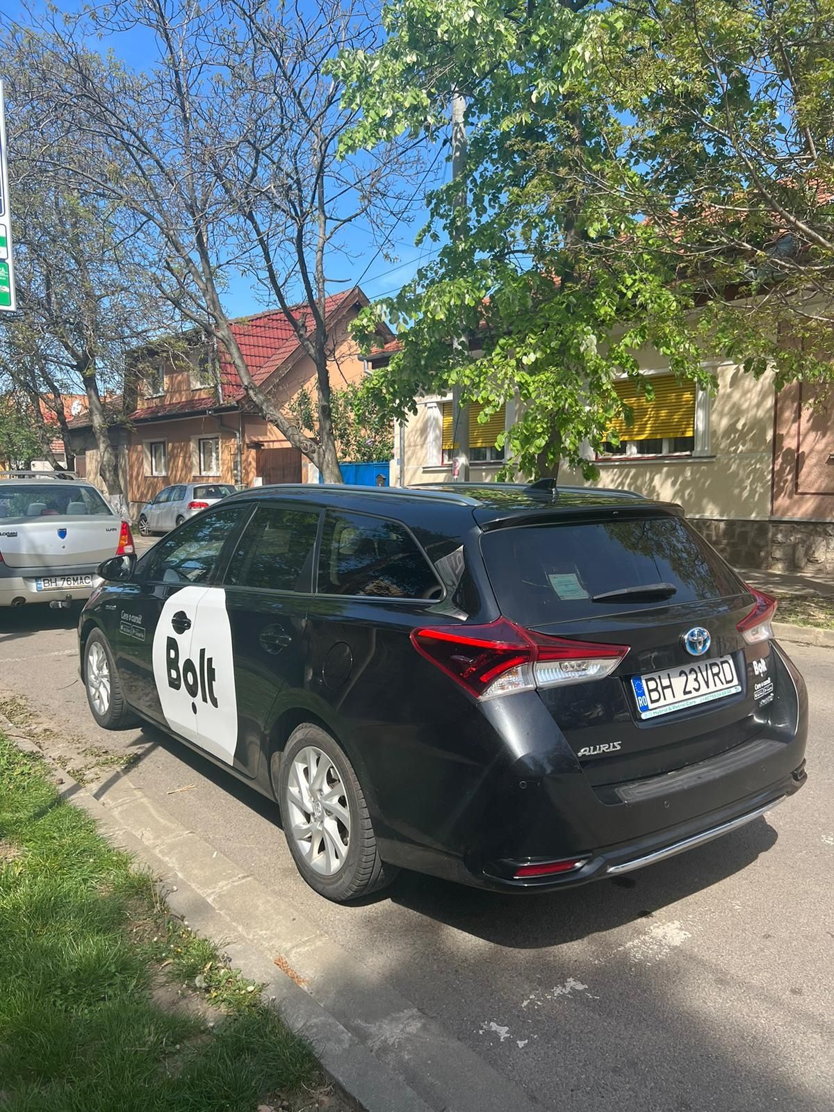 Închiriez mașină Bolt Uber