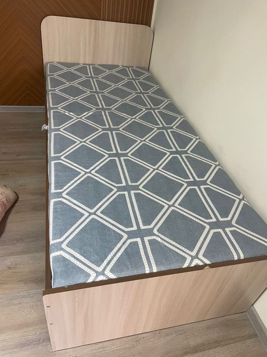 Тосее кровать Бу