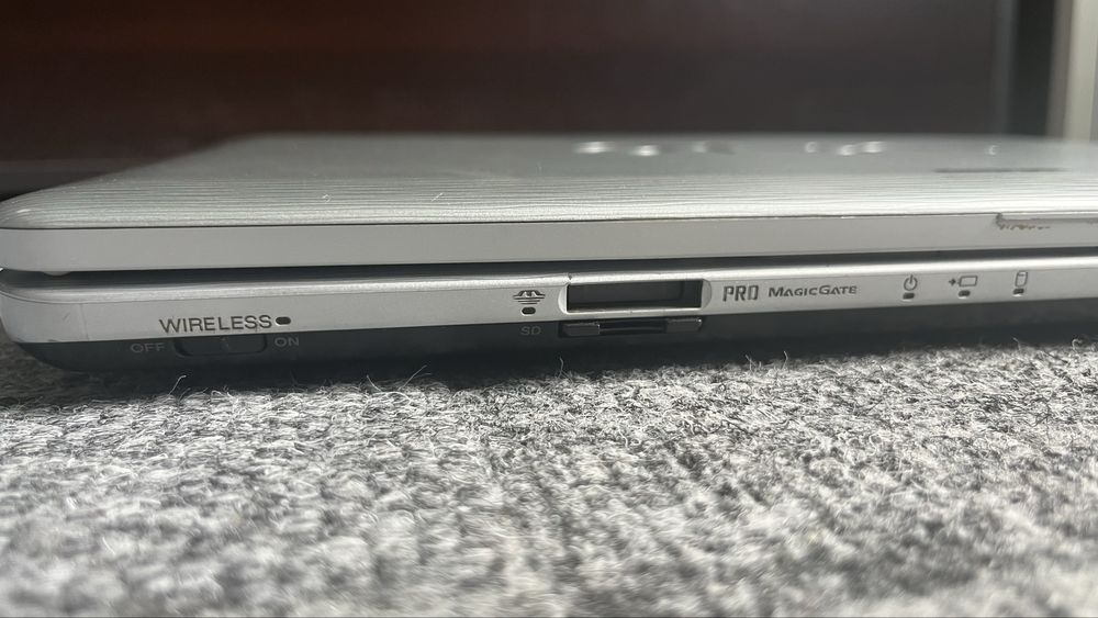 Лаптоп Sony vaio PCG-7182M