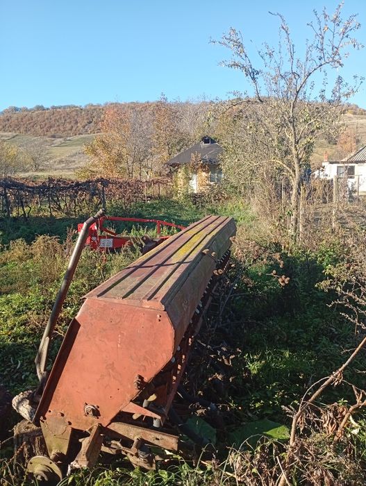 VAND :Semănătoare SUP29 pe patine