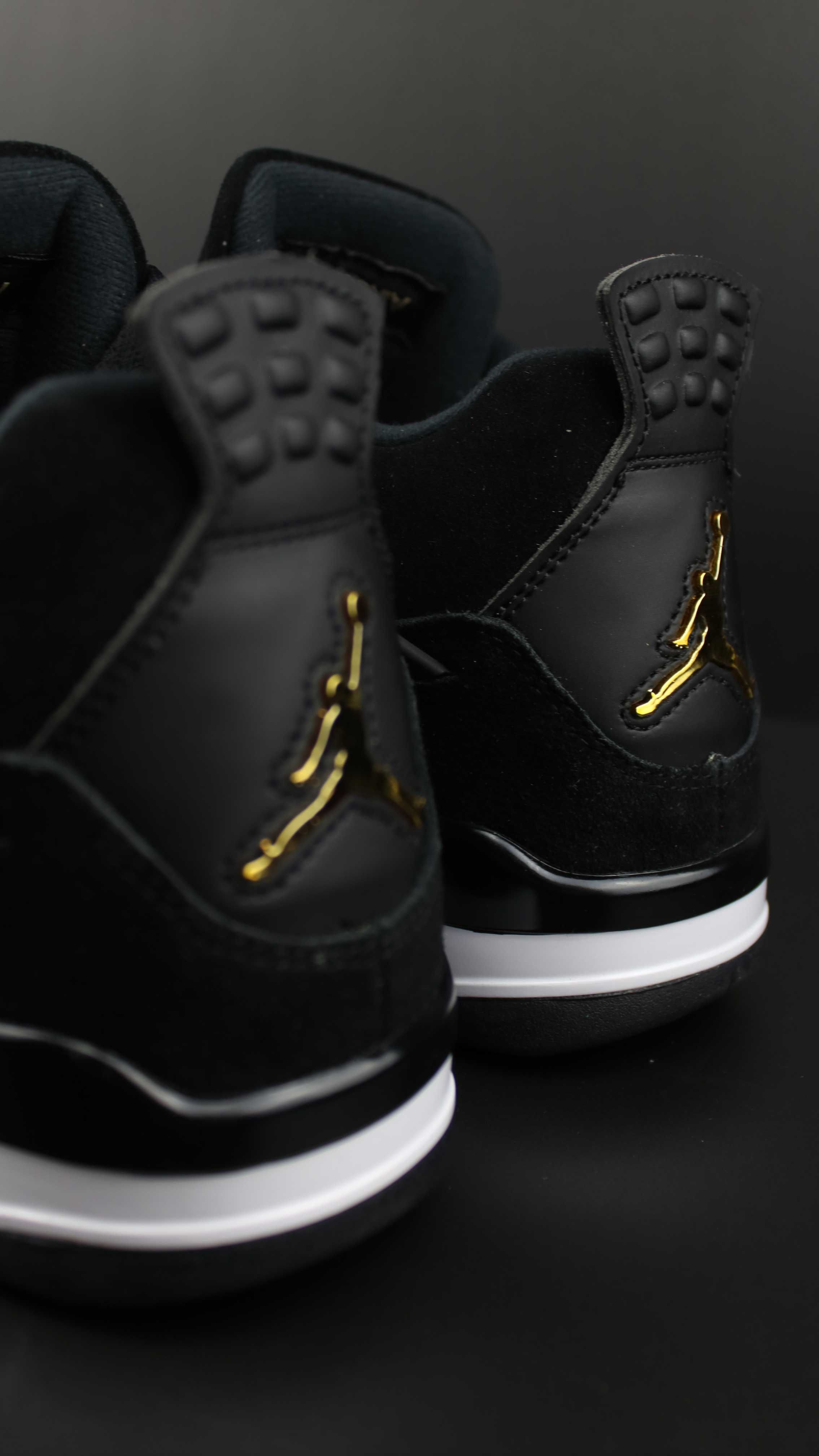 Air Jordan 4 Retro Royalty + CADOU (40; 42)