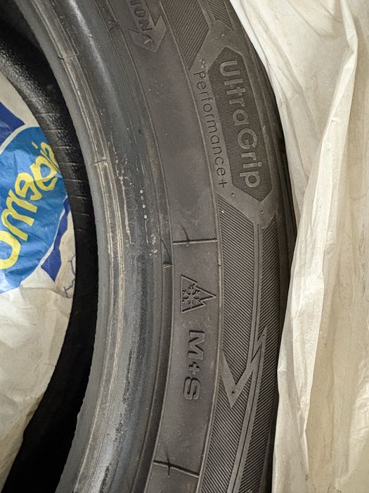 Cauciucuri GoodYear Ultragrip performance +