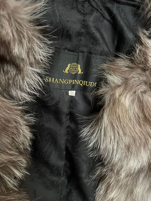 Песцовая курточка. жилетка