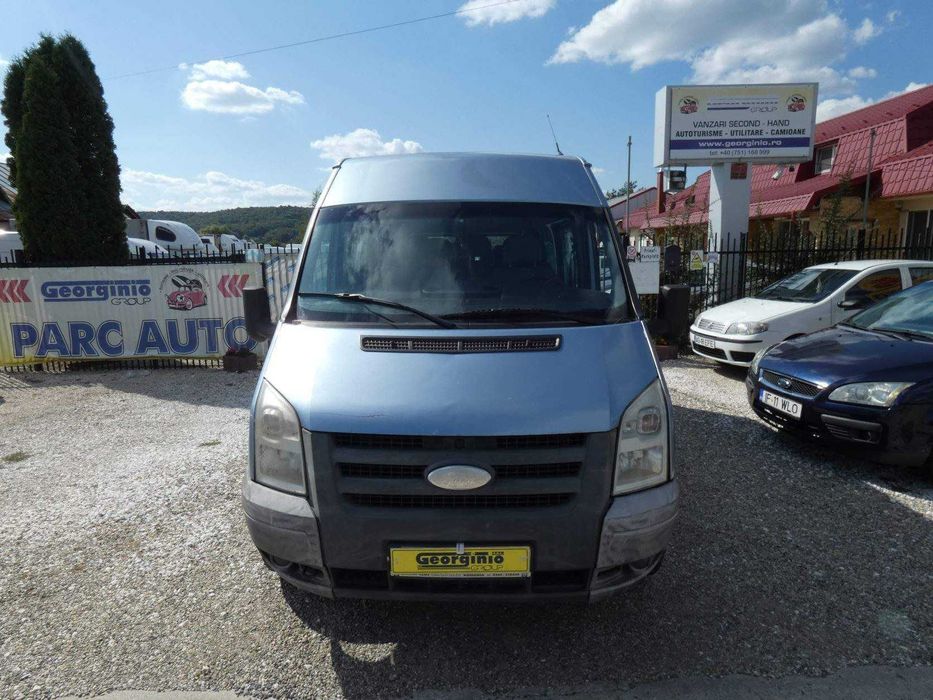 Ford Transit 8+1 locuri
