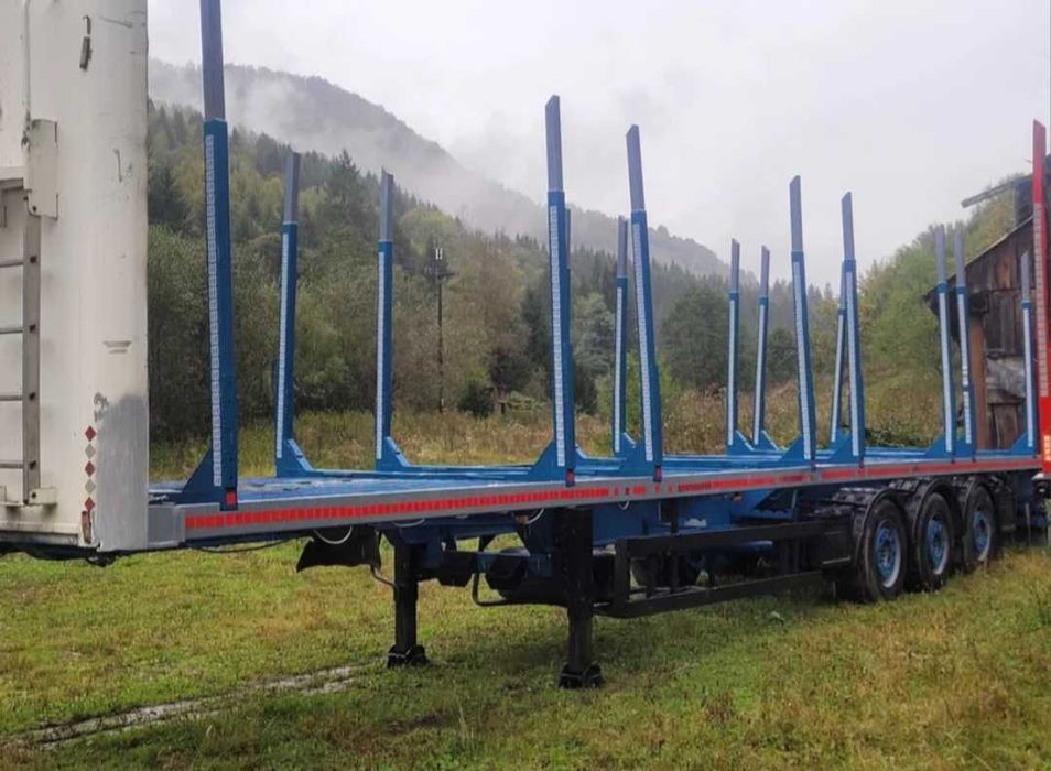 Semiremorca forestiera