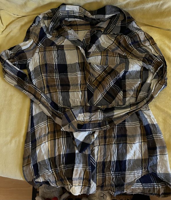 Camasi zara , bershka