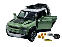 Masina SUV Land Rover Defender cu accesorii,Sunete si lumin 16cm,Verde