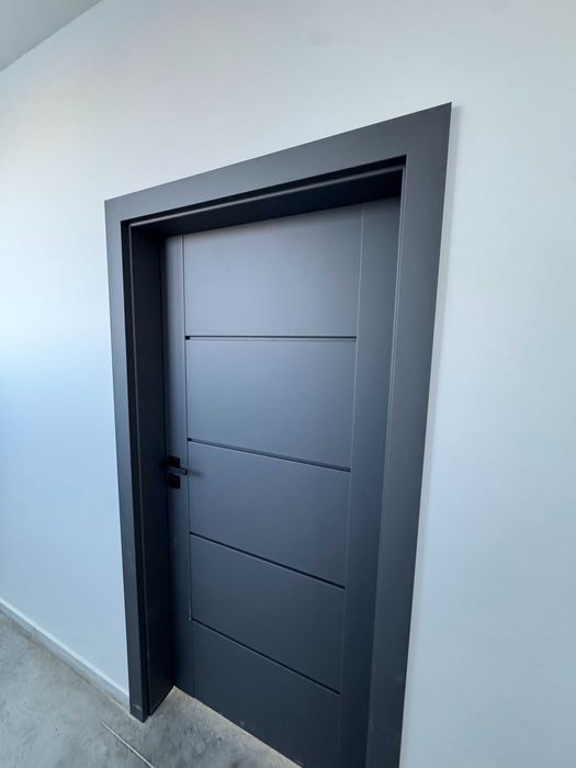 PCLife Center - дава под наем - модерни офиси, магазини и палетоместа!