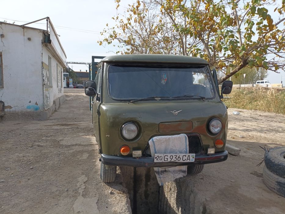 Uaz moshina yaxshi xolatda