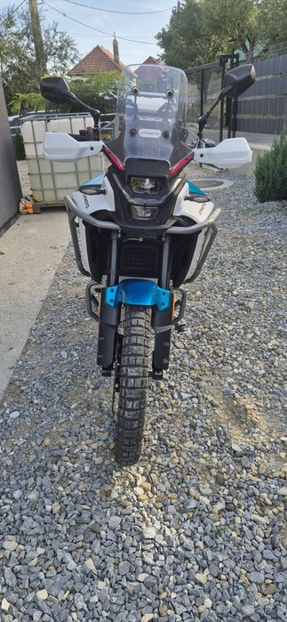 Motocicleta CFMOTO 450MT