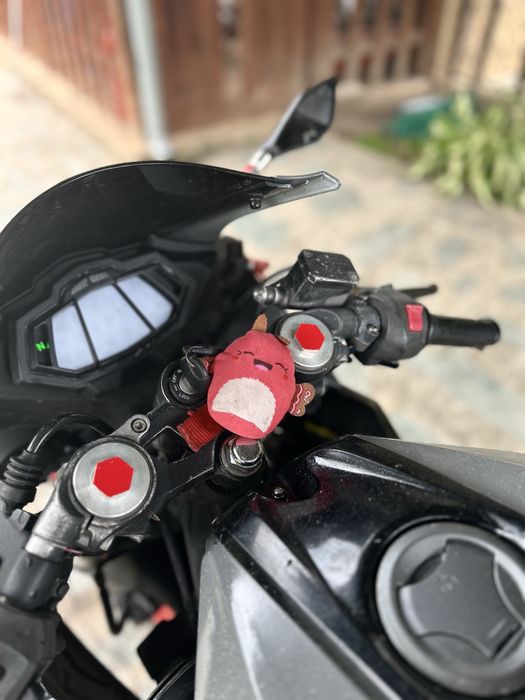 Yamaha yzf 125 r