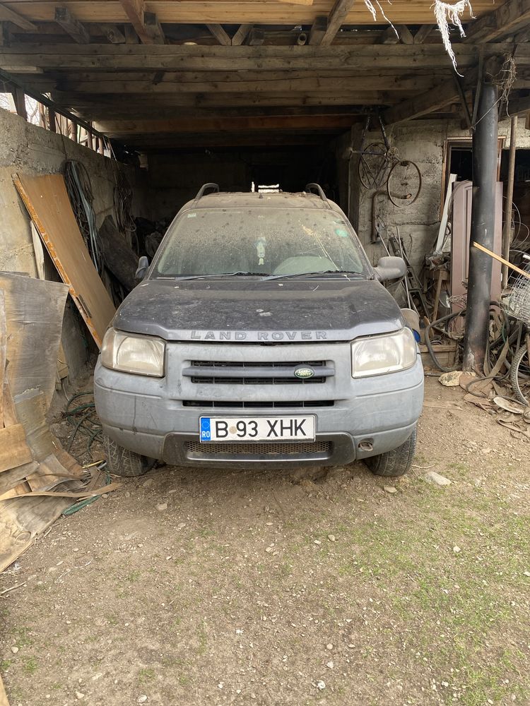 Dezmebrez Land Rover