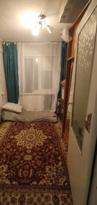 Продам 1к квартиру. к-р Казахстан 4/5