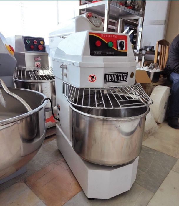 Meshalka 12 kg. Xamir qoradigan aparat