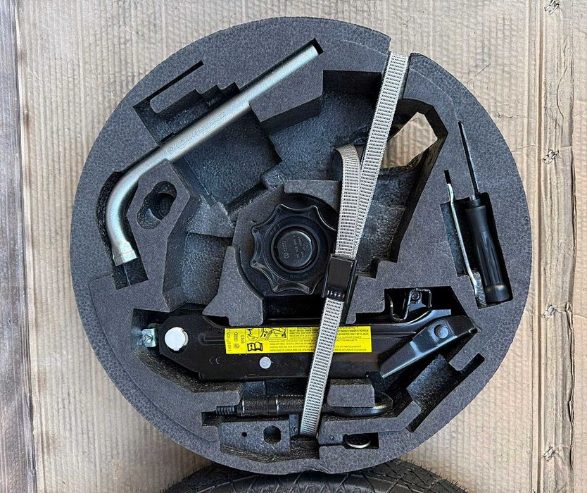 Kit complet pana cu roata SLIM, totul nou, orig. VW AUDI SKODA SEAT