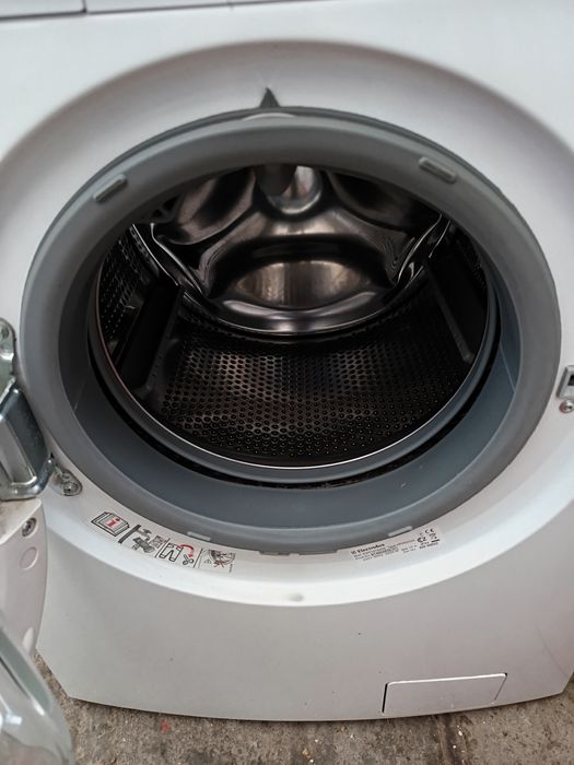 masina de spalat rufe Electrolux