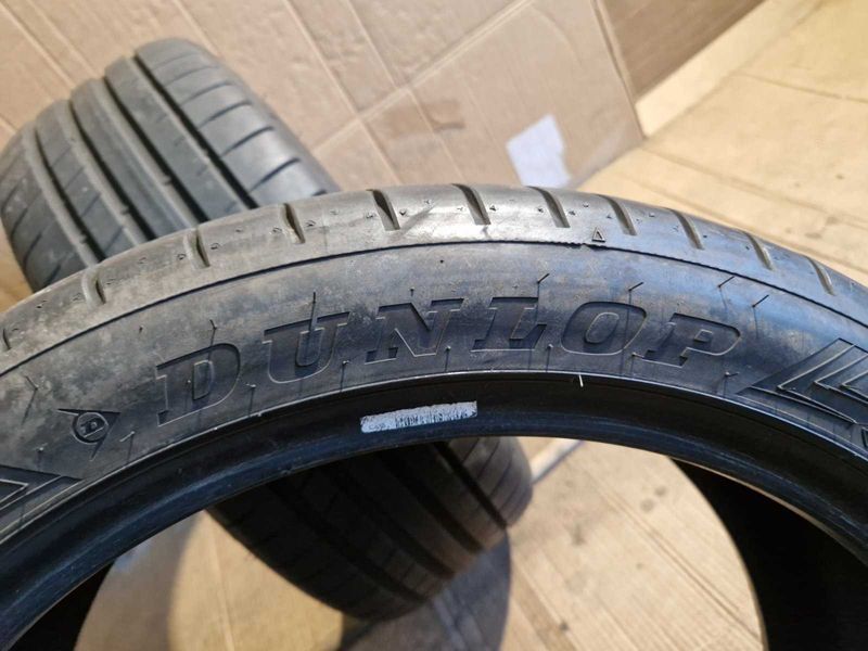 2 Dunlop R19 225/45
летни гуми DOT0317