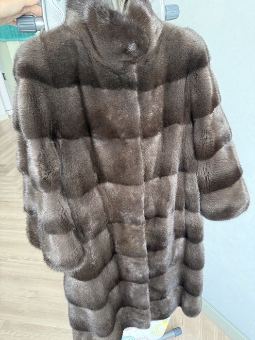 Продам шикарную норковую шубу