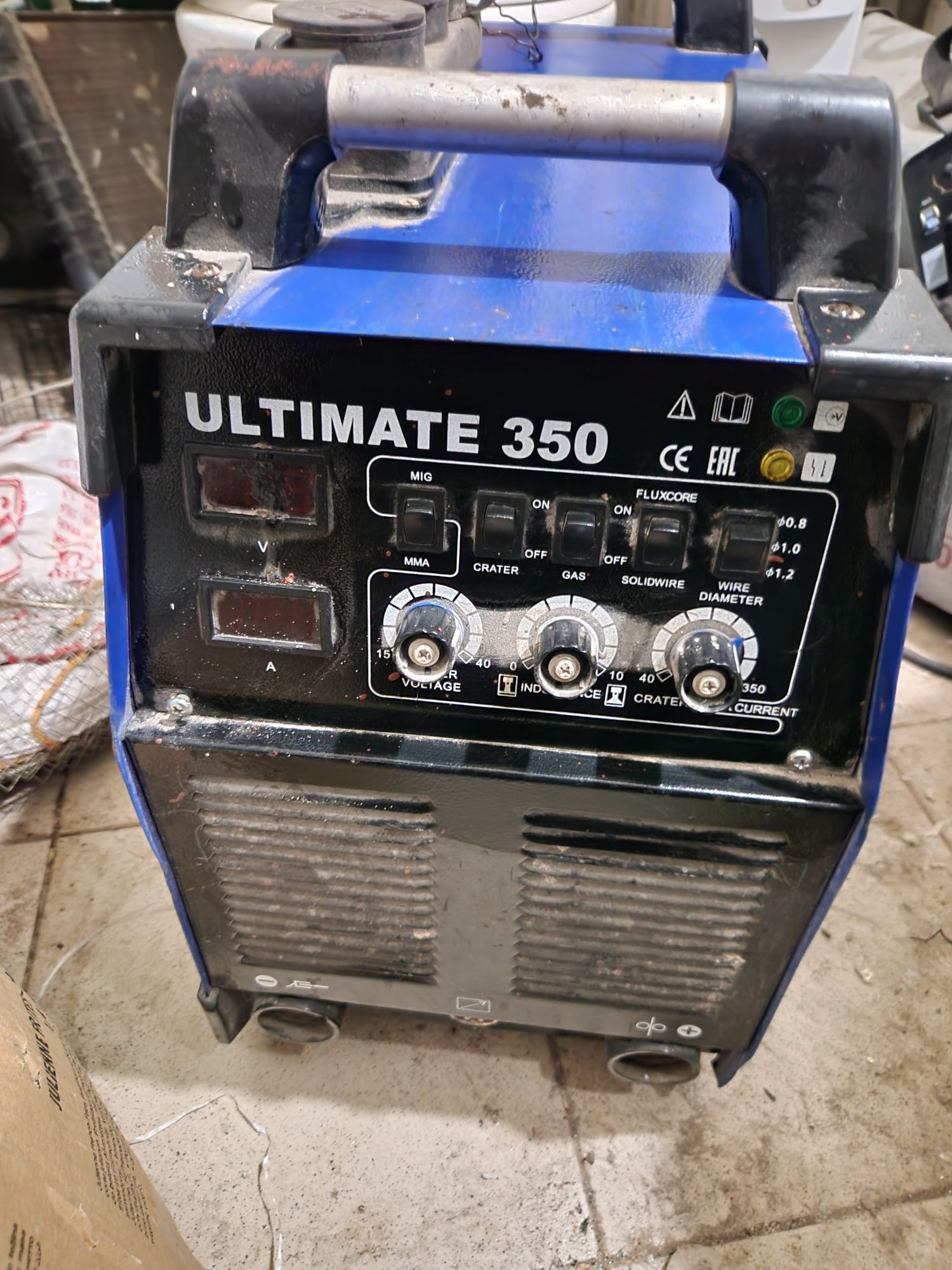 Продам. Полуавтомат.350Ампер состояние. Идеально буууууу