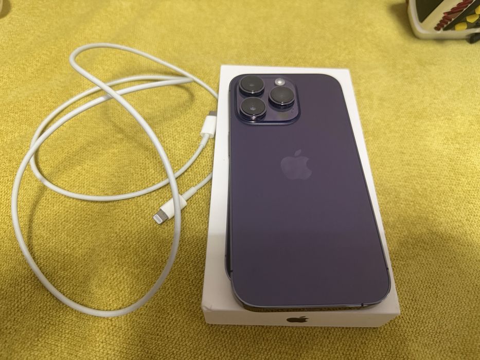 Продам Iphone 14 pro