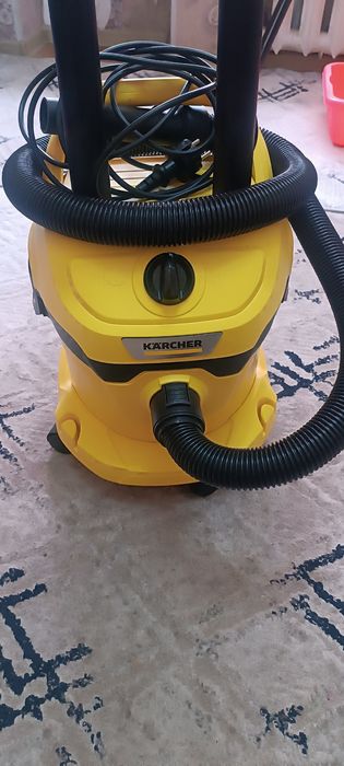 Срочно продается пылесос KARCHHER