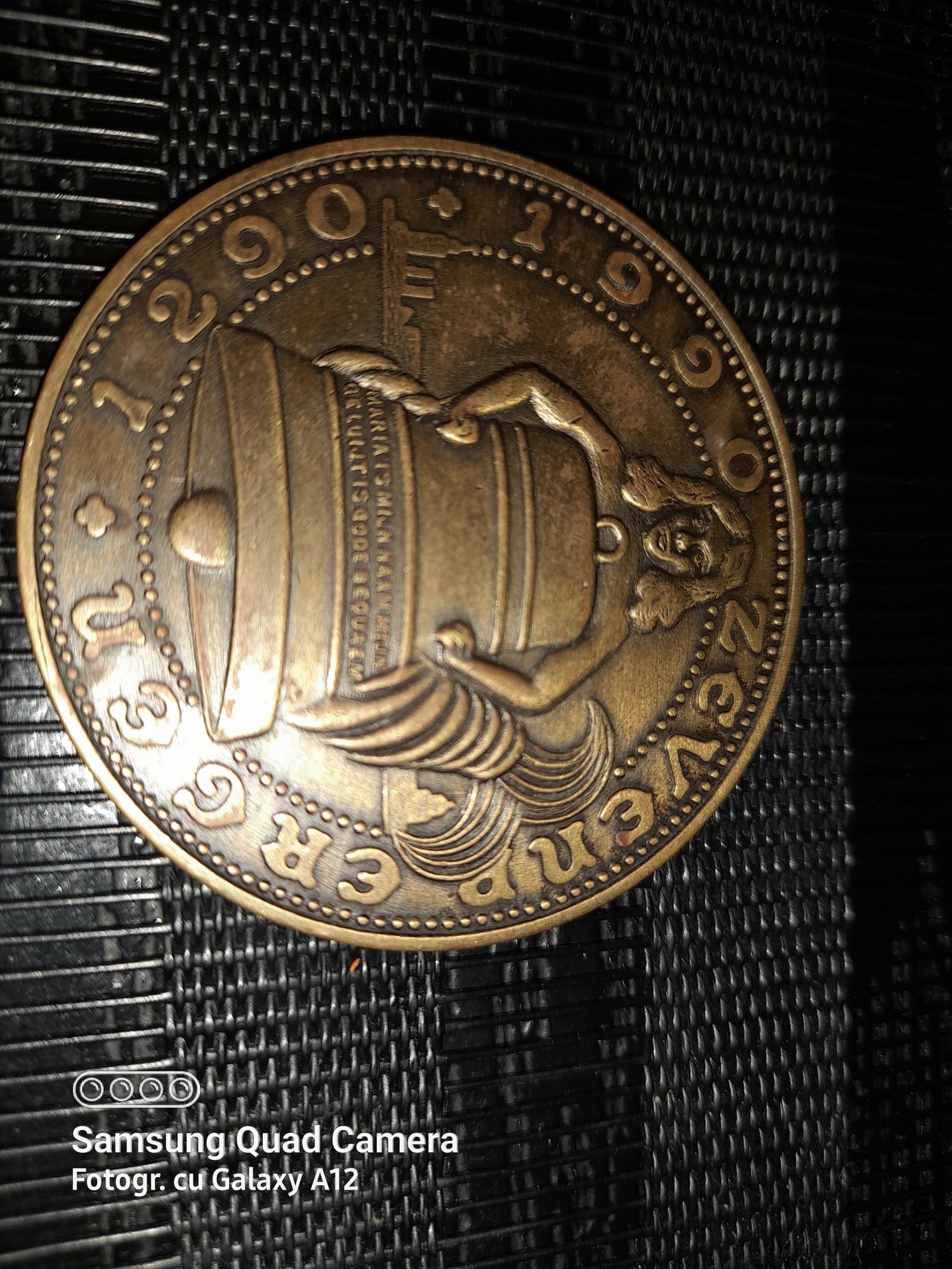 Moneda vechi de vanzare