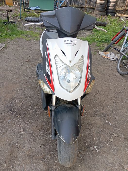Vand scuter kymco de 50 cc 1400 lei
