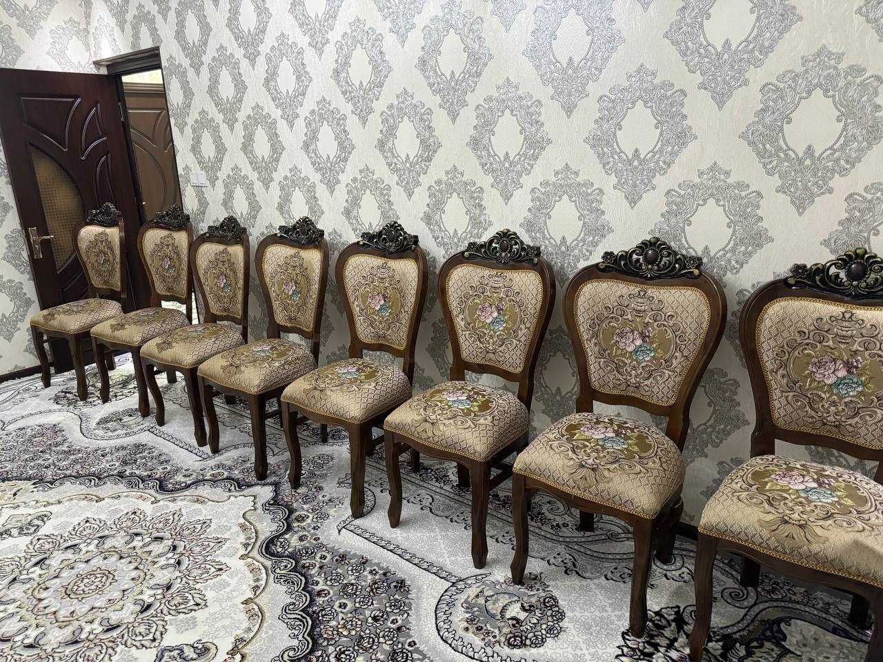 Стуллар сотилади