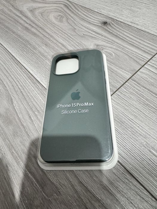 Huse iphone 15 pro si Pro max