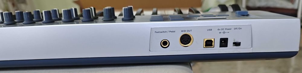 Продавам MIDI клавиатура E-MU Xboard 61