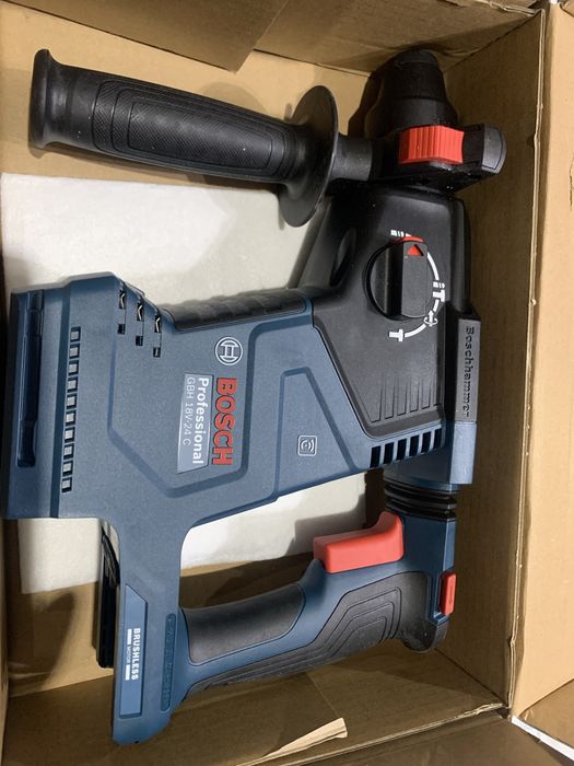 Bosch GBH 18V-24 C/акумулаторен безчетков перфоратор/НОВ