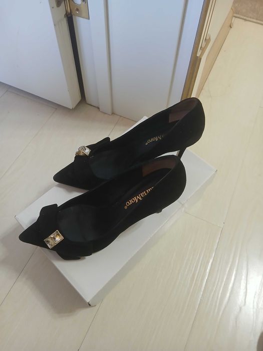 Туфли и сапоги в отличном состоянии