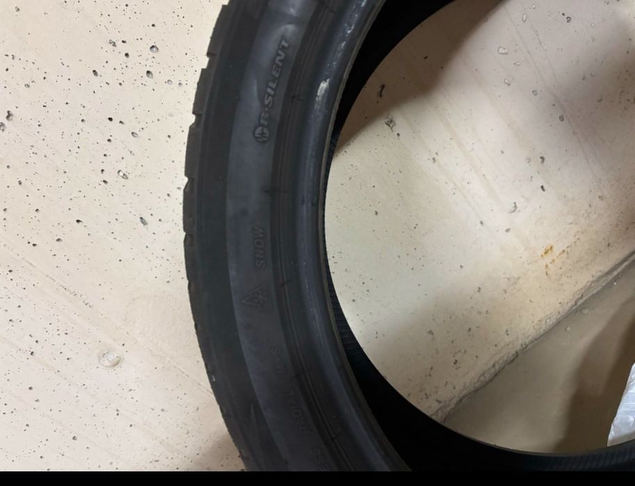 Продавам зимни гуми 255/40/20