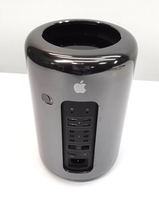 Студия сатылады тек осы заттар