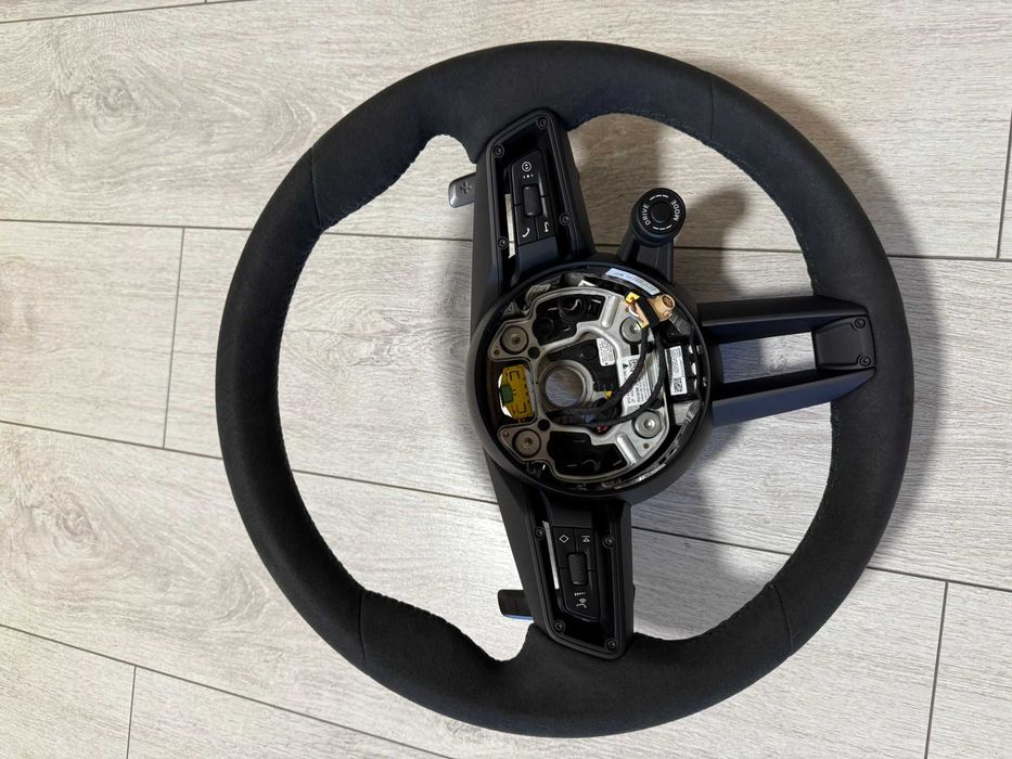 Volan Porsche Carbon/Alcantara 911/992 /Panamera/Taycan /Macan Cayenne