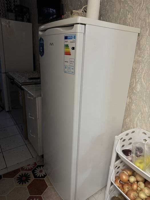 Морзильник вертиакальный