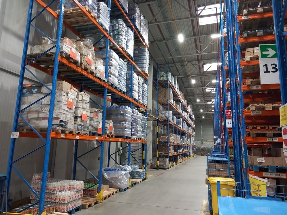 Rafturi metalice pentru paleti