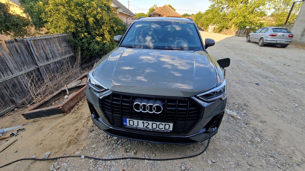 Vând Audi Q3 Tfsi-e 245cp Hybrid