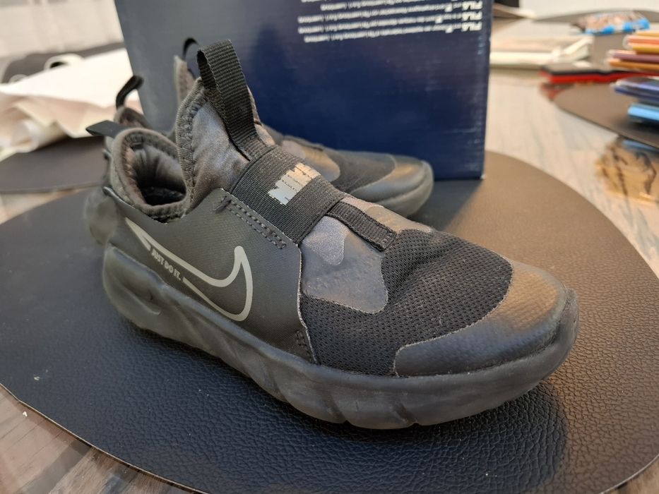 NIKE Спортни обувки 'Flex Runner 2' сиво / черно