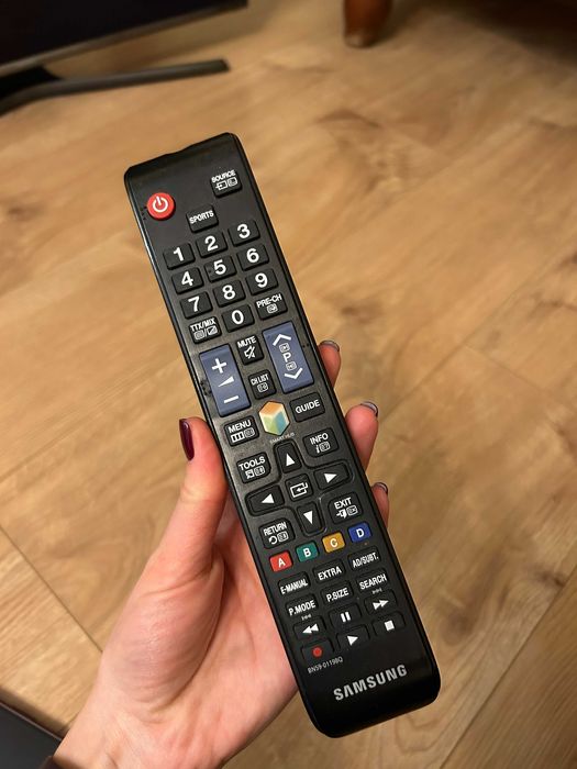 Televizor Samsung 80 cm Smart TV + telecomandă originala