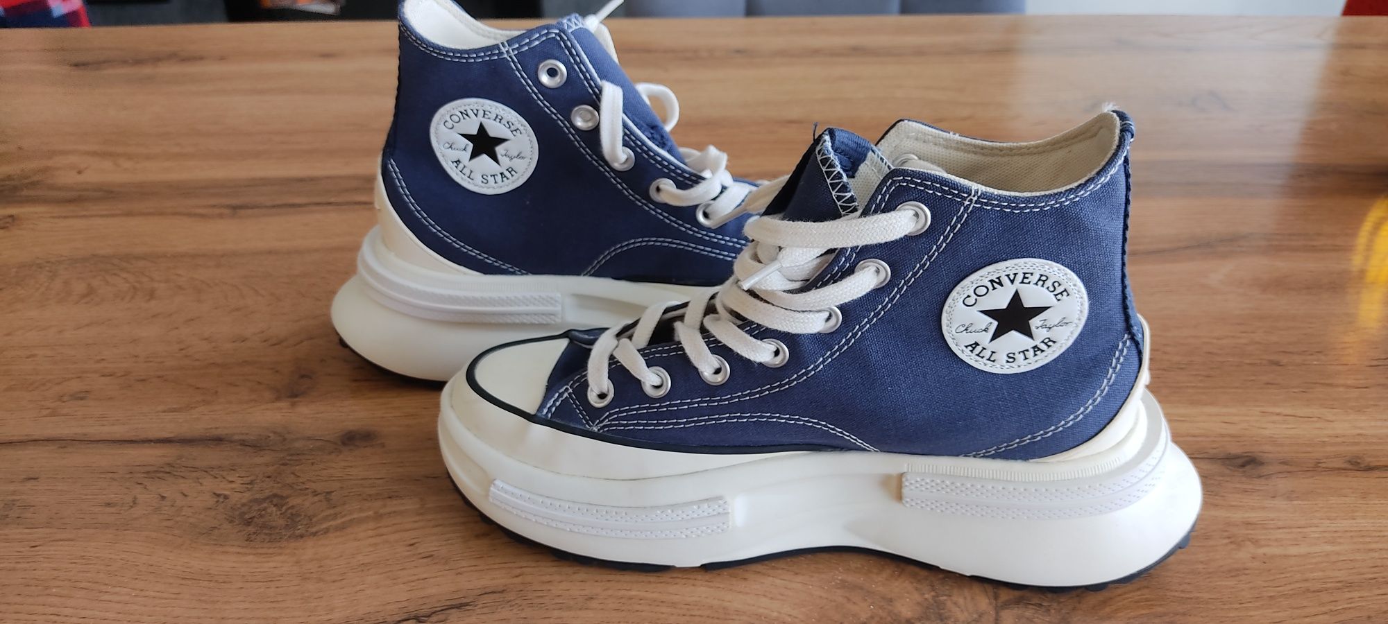 Converse 100% оригинал.