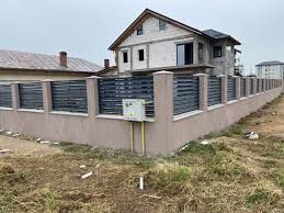 Vand garduri si porti