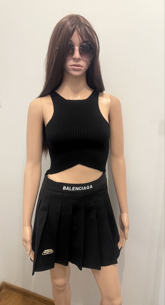 Пола на Balenciaga