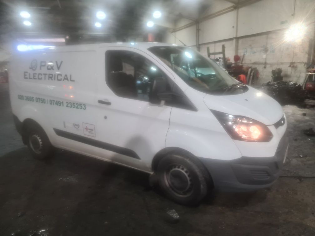 Fata completa ford transit custom 2016